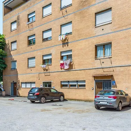 Apartment Stazione Lovely With Parking